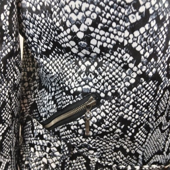 NY Collection | Snake Reptile Print Moto Jacket Black | Size M - Picture 6 of 11